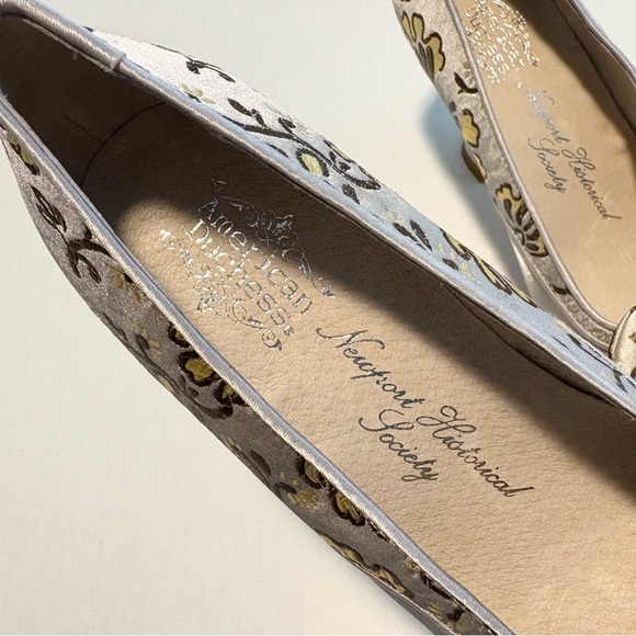 NEW American Duchess Seabury Heels Rare Newport Historical Society Size 7, 7.5 - Picture 5 of 11